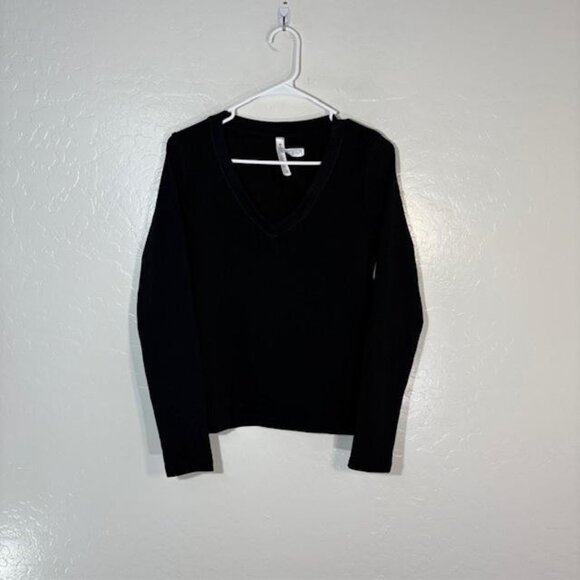 Athleta Sweater Womens Medium Black Ribbed Pullover V Neck Stretch Portugal - Picture 1 of 7